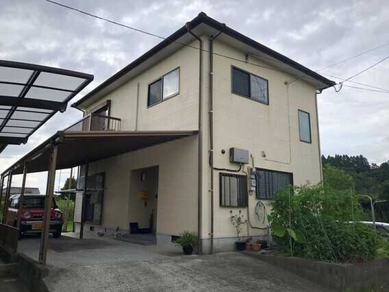 雨戸・窓用シャッターの種類をご紹介!取り付ける際の価格・注意点は?
