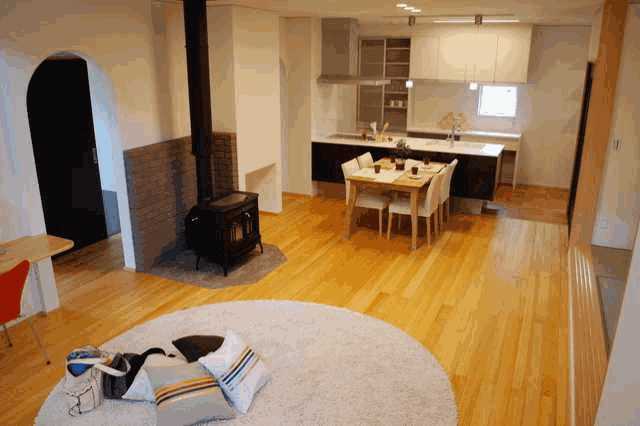 薪ストーブのデメリット=部屋が暖まるまでに時間がかかる