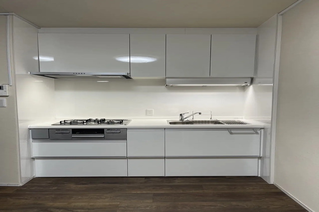 【清潔感あふれるキッチン】