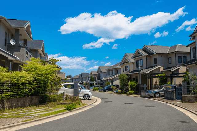 庭の目隠しフェンスの価格と施工例【選ぶときのポイントとは?】